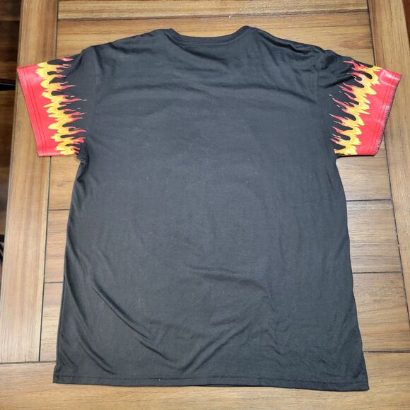 Capcom Graphic SS Tee Black "Street Fighter Dhalsim" Flame Sleeves - Size Large - Picture 3 of 4